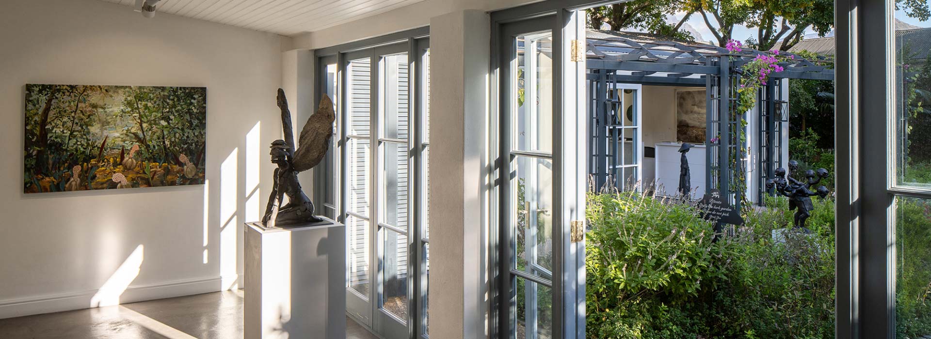 Leeucollection blog - A Journey Through Art hero slide 1