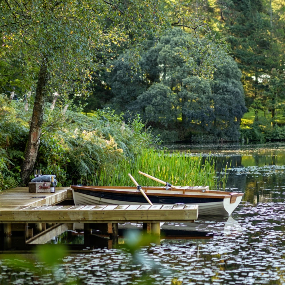 Top 5 Picnic Spots in Windermere image