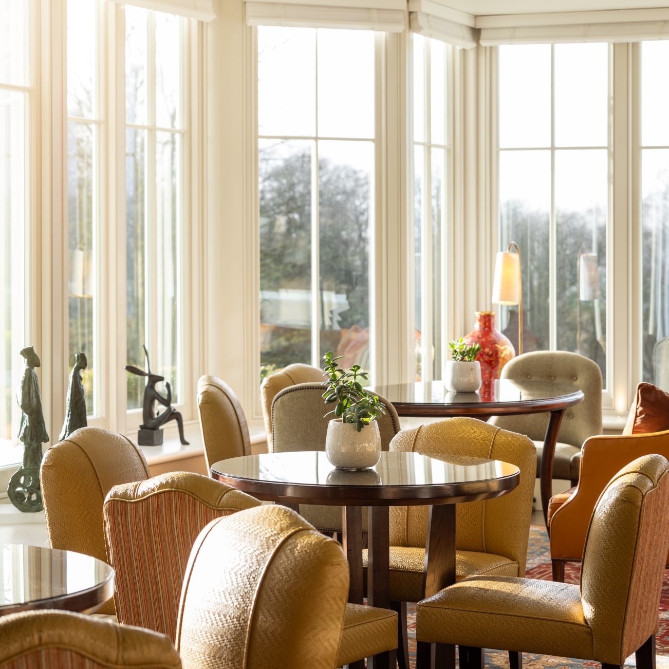 DINE AT LINTHWAITE HOUSE THE BAR & CONSERVATORY